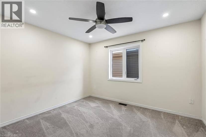 16 ALEXANDRA Drive — photo 22 of 40