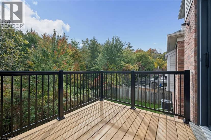 83 GLAZEBROOK Crescent — photo 36 of 40