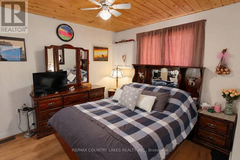 31 Hillcrest Avenue — photo 17 of 40