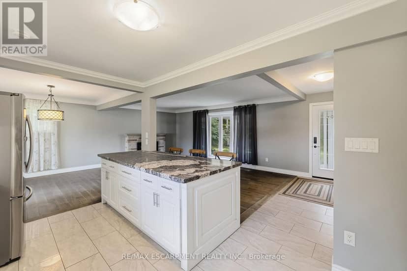 205 Sunnyridge Road — photo 18 of 40