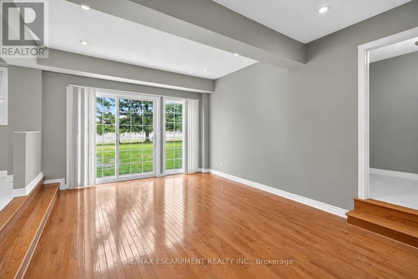 7568 Langmaid Road — photo 11 of 26