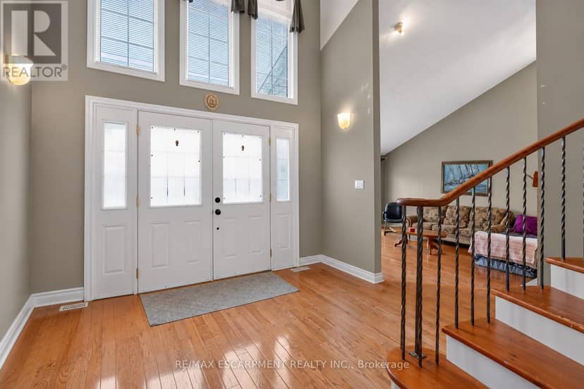 7568 Langmaid Road — photo 3 of 26