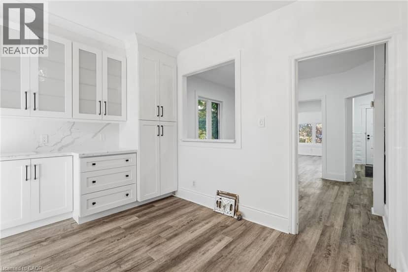 26 SHERMAN Avenue N, Hamilton, photo 6
