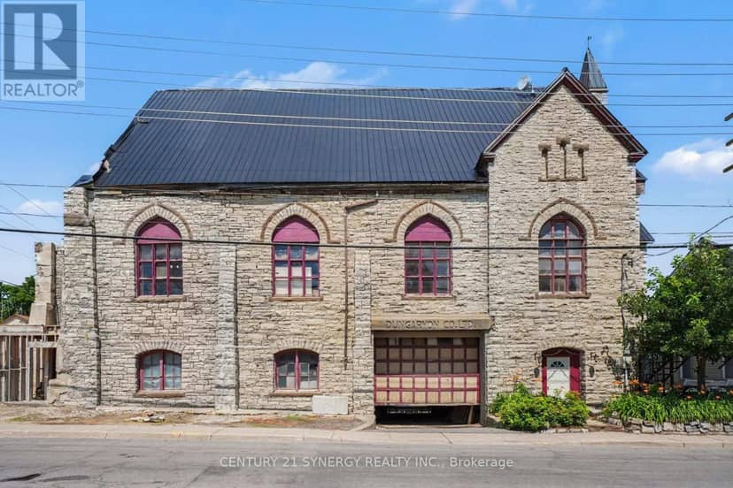 38 Main Street E — photo 1 of 40