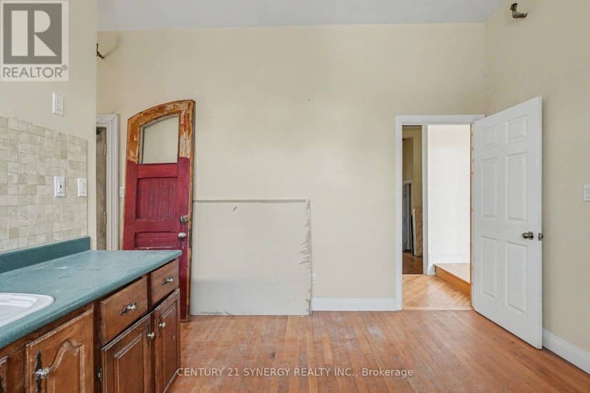 38 Main Street E — photo 36 of 40