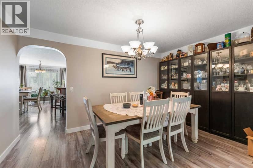 123 Hawkmere View — photo 9 of 40