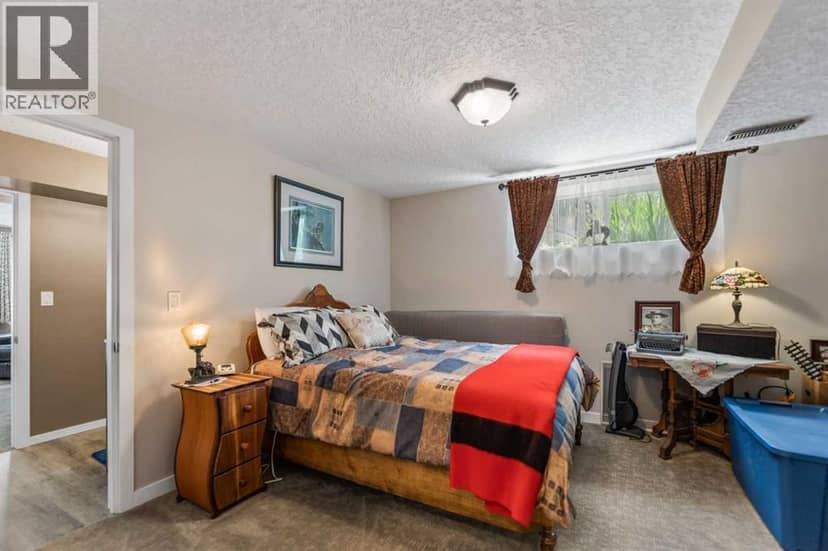 123 Hawkmere View — photo 30 of 40