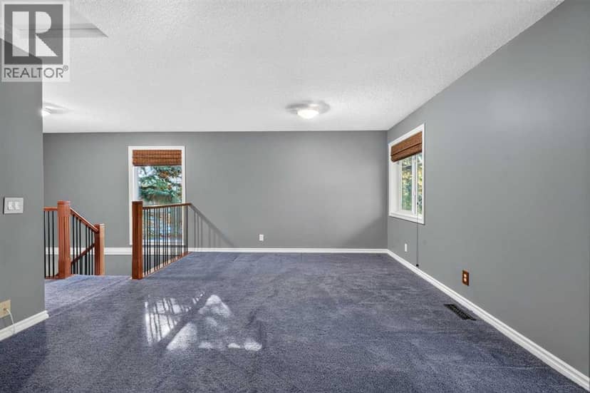 135 Point Drive NW — photo 18 of 34