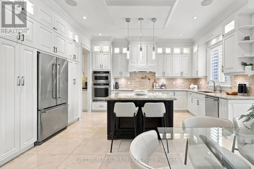 223 Lennox Avenue — photo 9 of 40