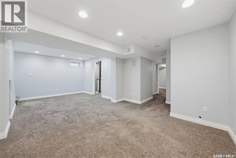 214 8th AVENUE W — photo 15 of 37