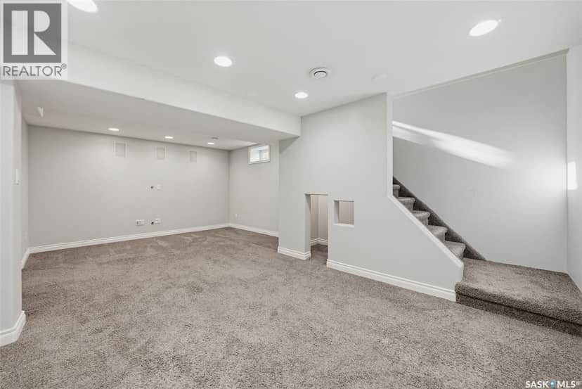 214 8th AVENUE W — photo 16 of 37