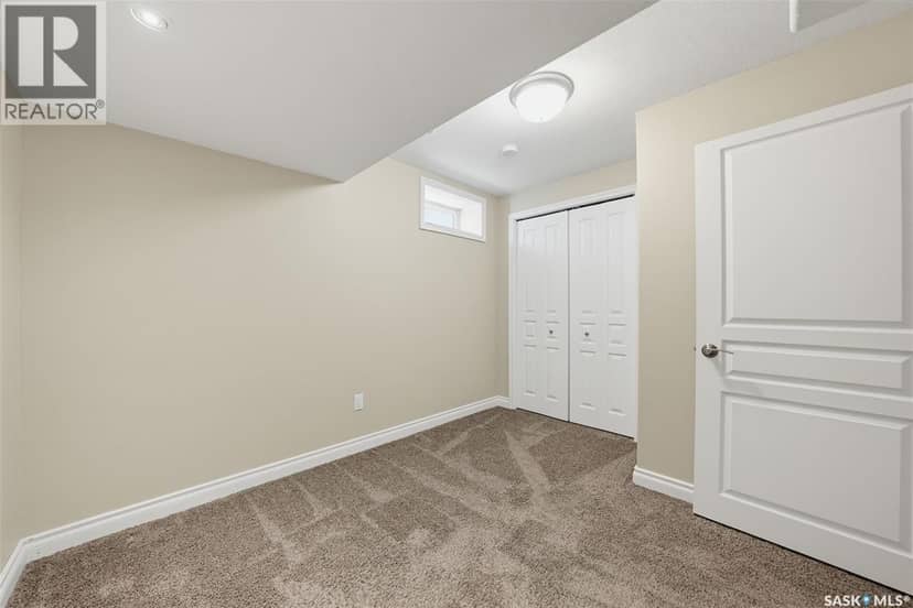 214 8th AVENUE W — photo 17 of 37