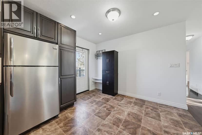 214 8th AVENUE W, Watrous, photo 8