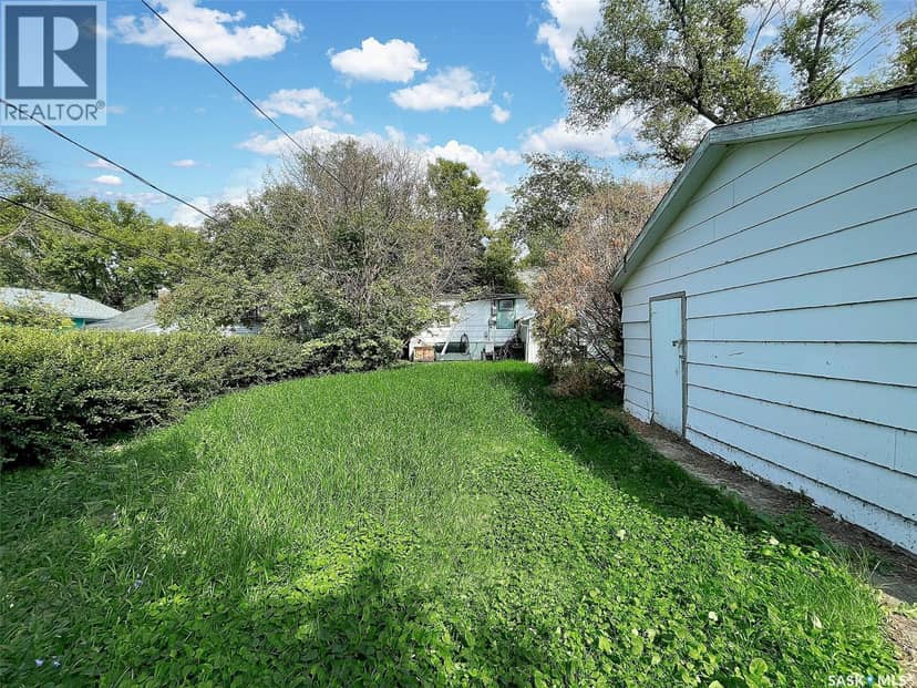 310 6th AVENUE SE, Swift Current, photo 3