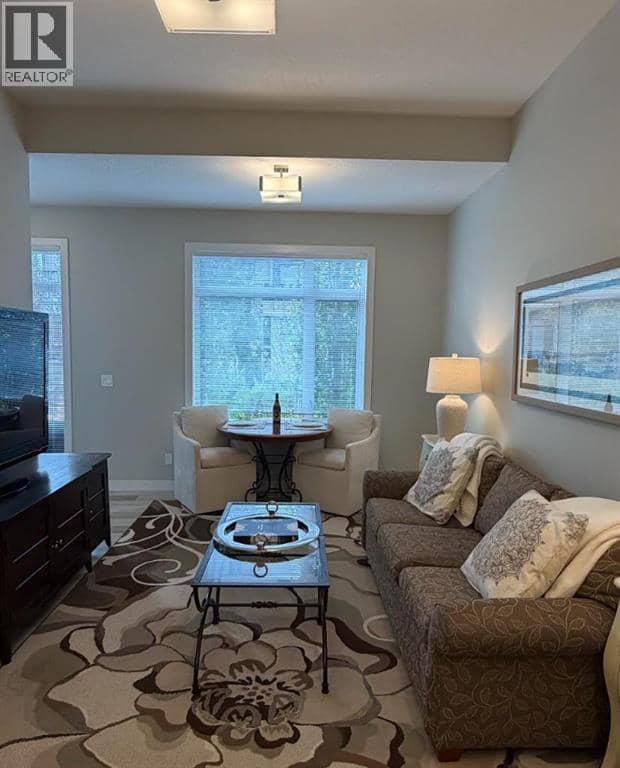 210 Crestbrook Common SW — photo 9 of 36
