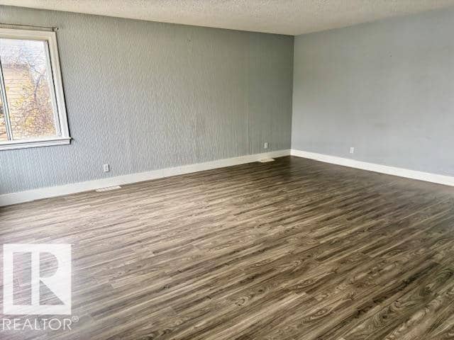 5042 49 AV, Vegreville, photo 7