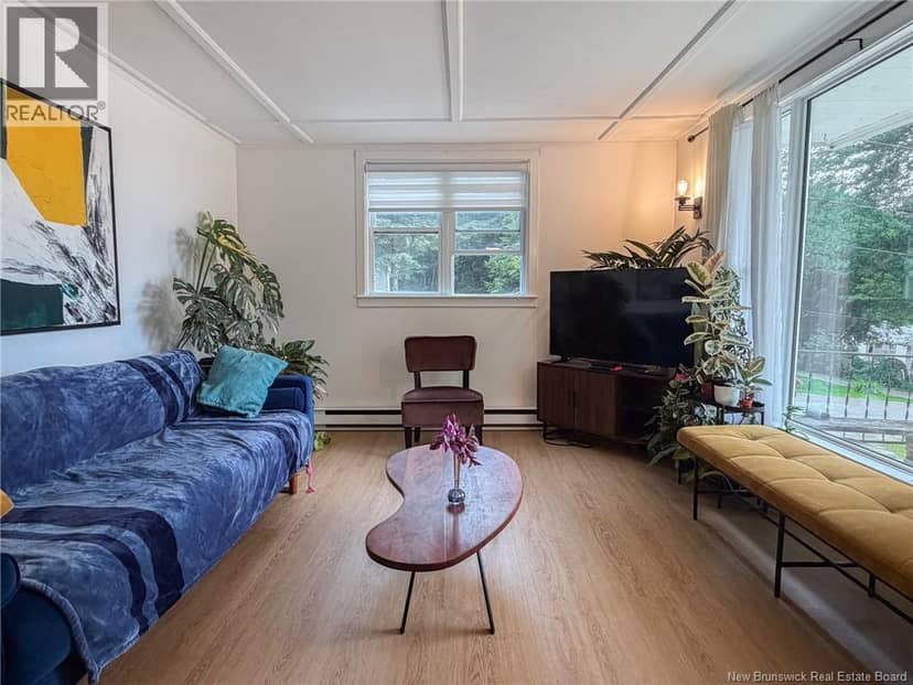 107 Sharkey Street — photo 4 of 28