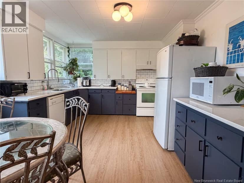 107 Sharkey Street — photo 8 of 28