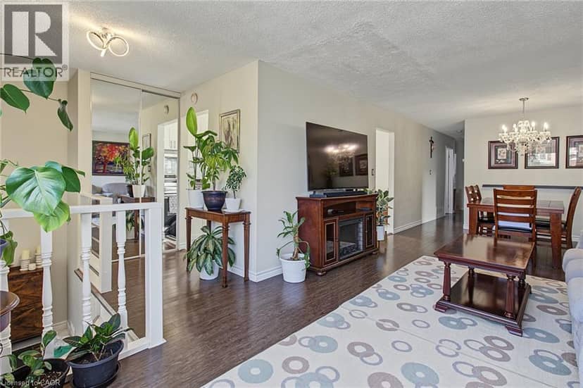 35 GARDEN Crescent, Hamilton, photo 6