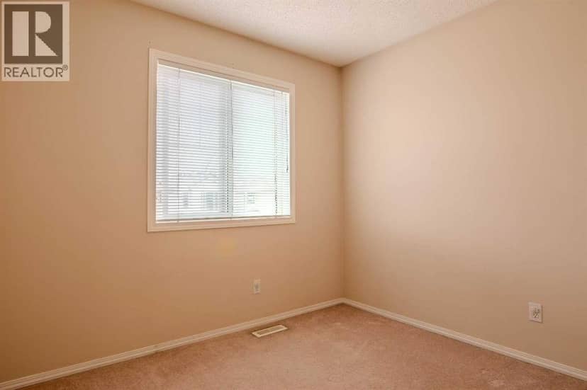 161 Saddlecrest Close NE — photo 24 of 40