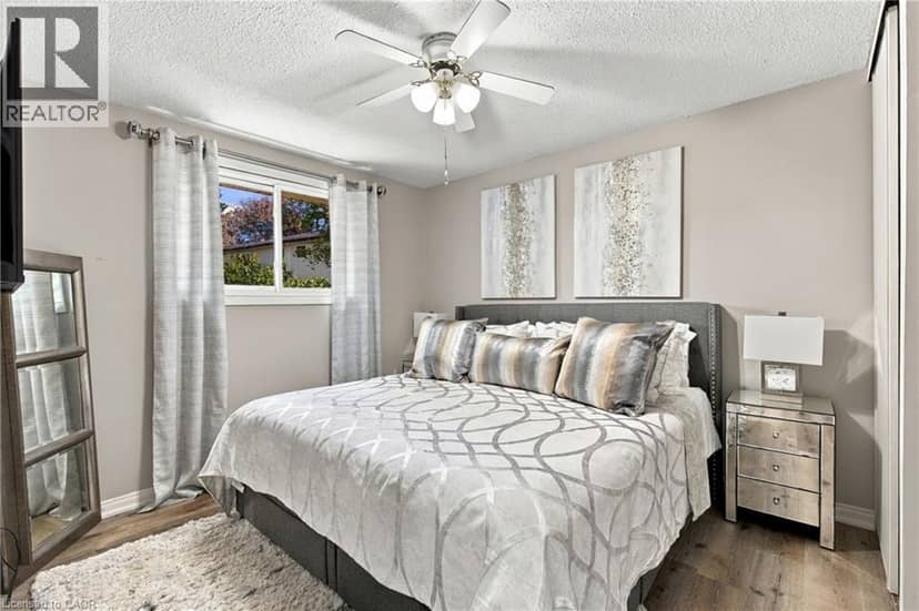 12 GLAMIS Court — photo 9 of 15