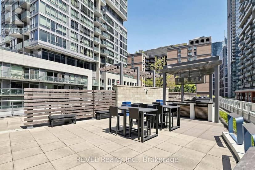 705 - 30 Nelson Street — photo 36 of 40