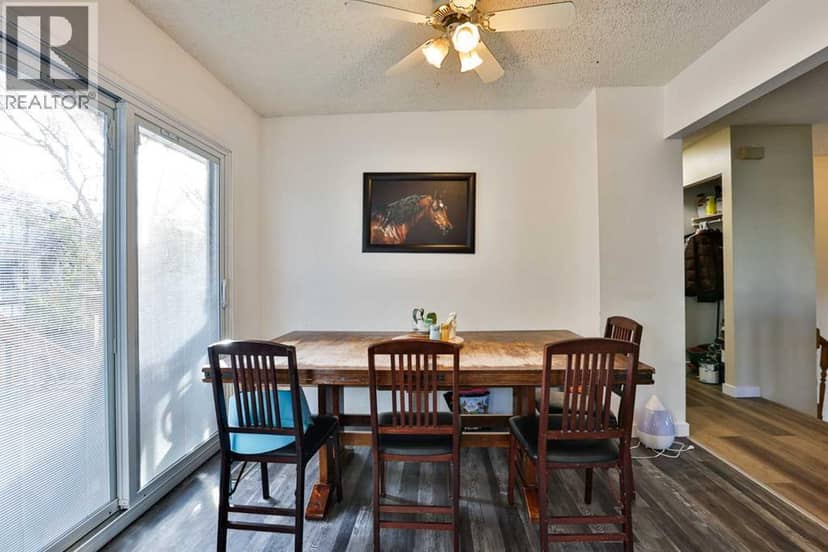 186 Oxford Road W, Lethbridge, photo 7