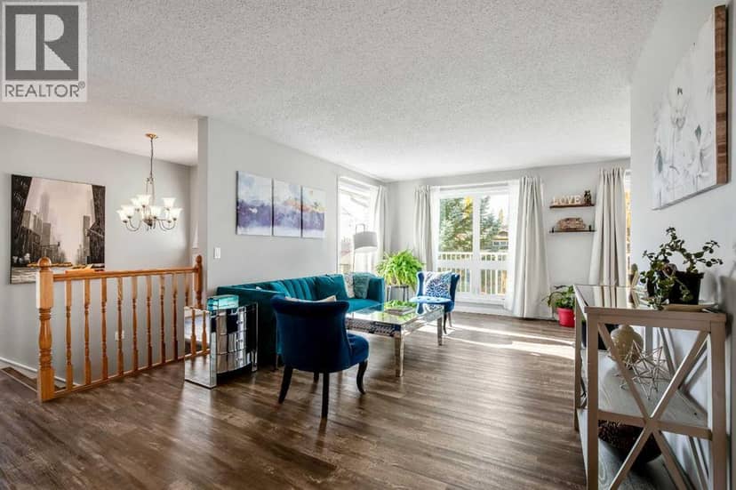71 Strathclair Rise SW, Calgary, photo 4