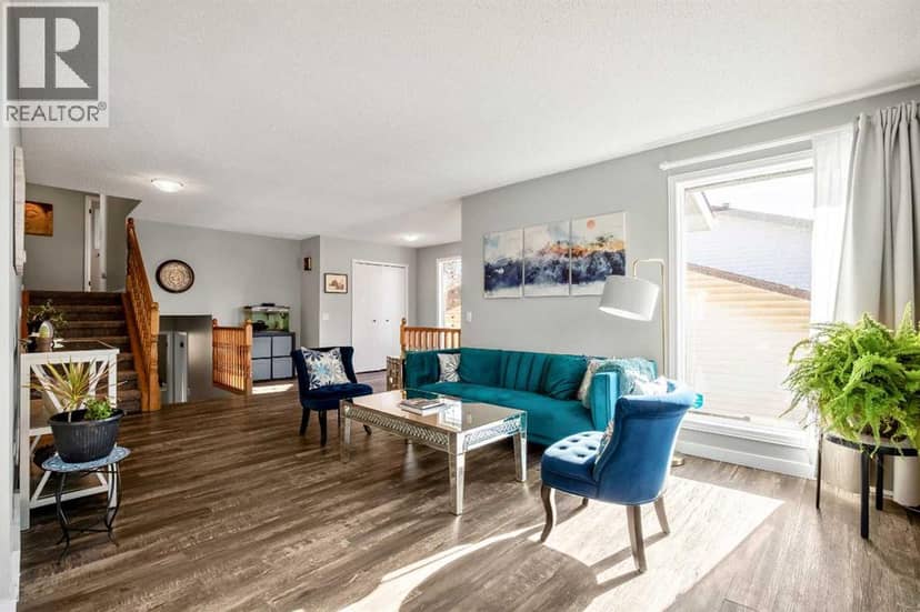 71 Strathclair Rise SW, Calgary, photo 5