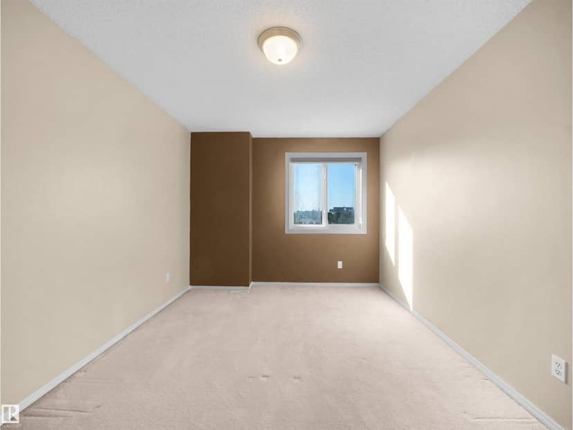 3122 30 AV NW — photo 39 of 40