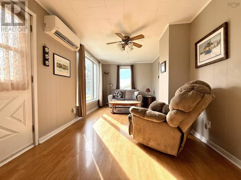 2367 Athol Road — photo 11 of 29