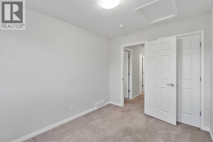 188 Yorkville Avenue SW — photo 31 of 40