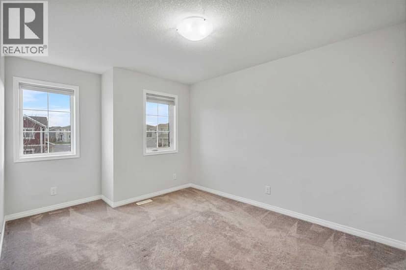 188 Yorkville Avenue SW — photo 28 of 40