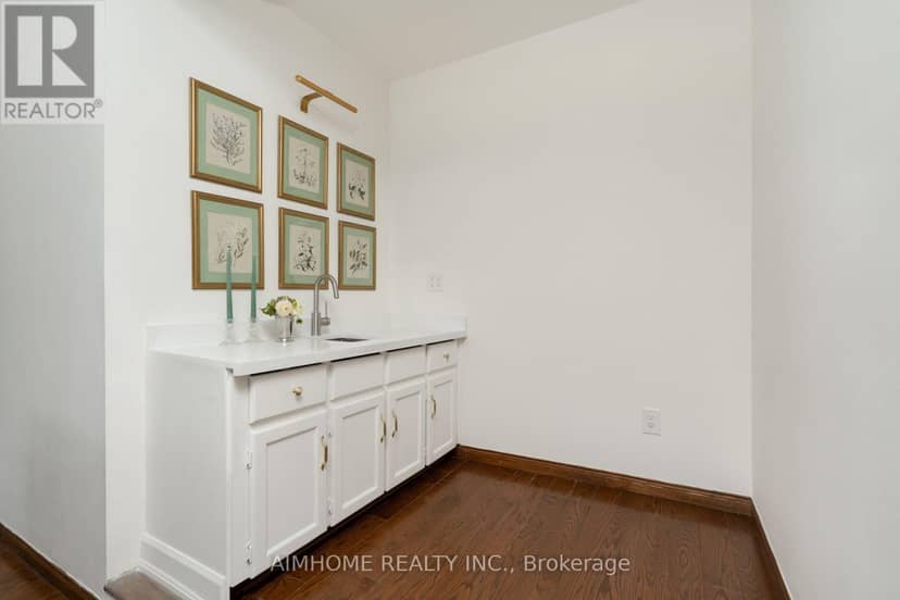 11 Carpenter Court — photo 13 of 40