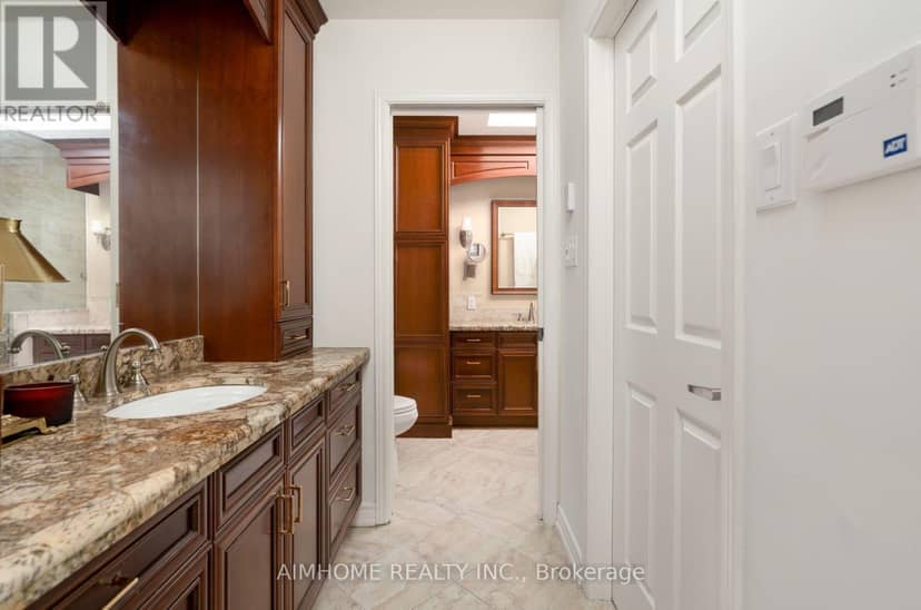 11 Carpenter Court — photo 36 of 40