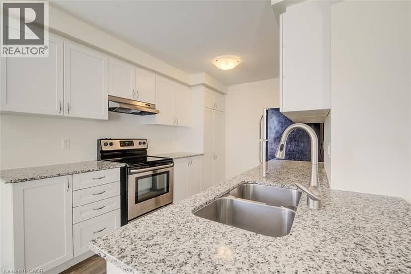38 DAYLILY Lane, Kitchener, photo 5