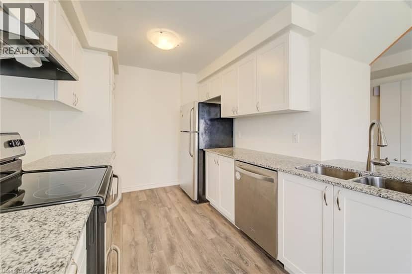 38 DAYLILY Lane, Kitchener, photo 6