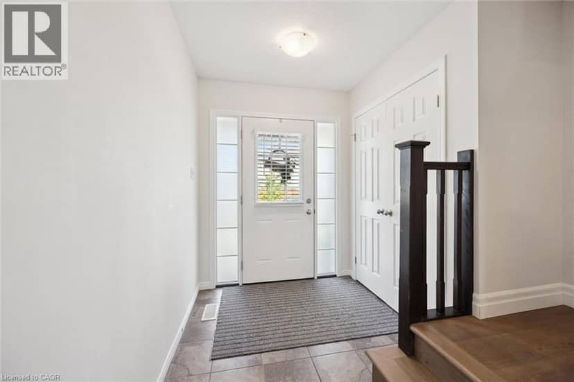 360 FREURE Drive, Cambridge, photo 5