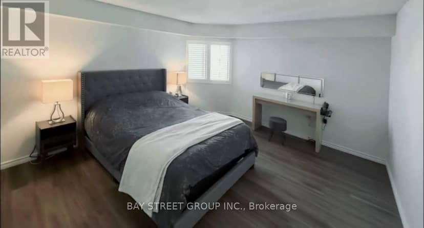1005 - 858 Commissioners Road E, London South, photo 6
