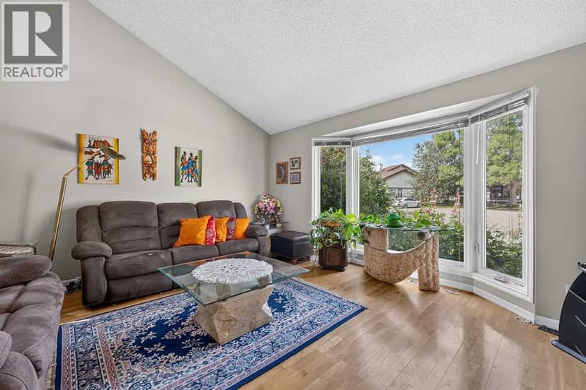 36 Templegreen Bay NE — photo 10 of 40