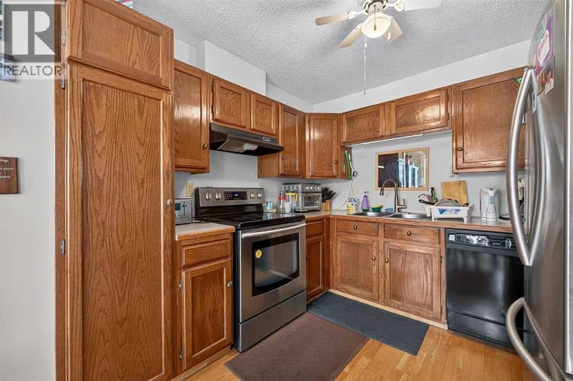 36 Templegreen Bay NE — photo 19 of 40