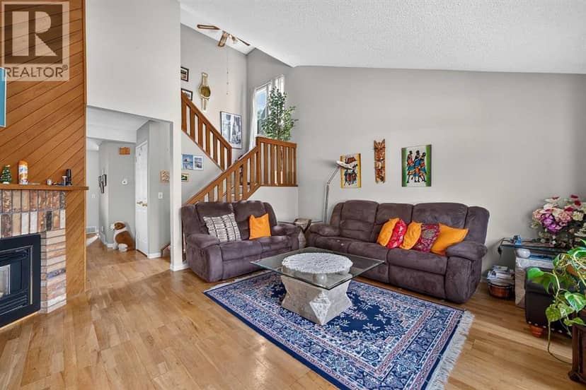 36 Templegreen Bay NE — photo 12 of 40