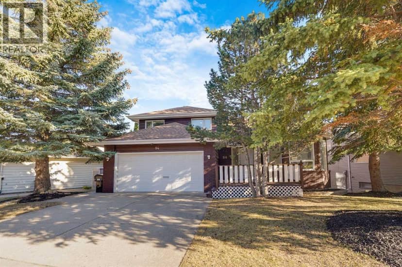84 Strathlorne Crescent SW, Calgary