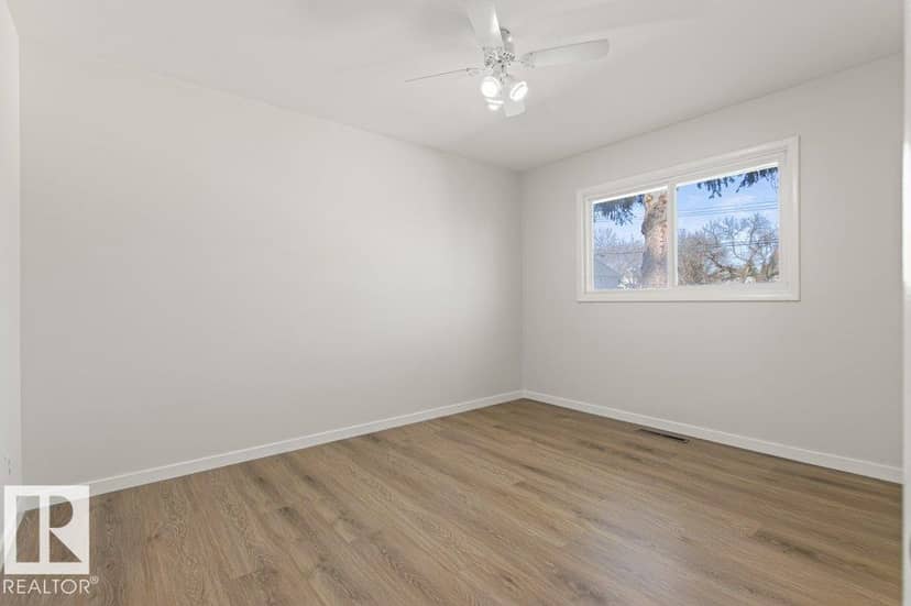 9640 74 AV NW — photo 31 of 40