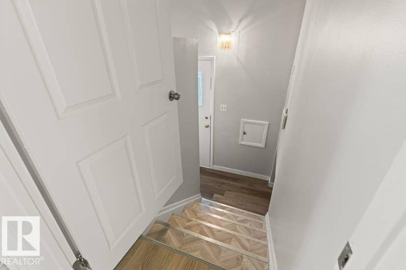 9640 74 AV NW — photo 40 of 40