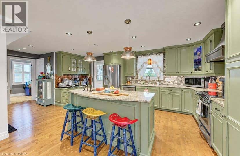 1529 NAFZIGER Road — photo 15 of 40