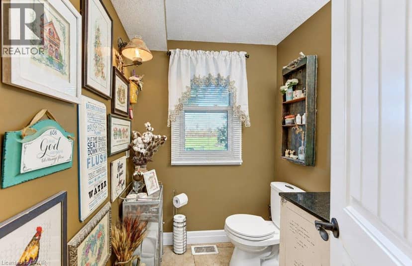 1529 NAFZIGER Road — photo 17 of 40