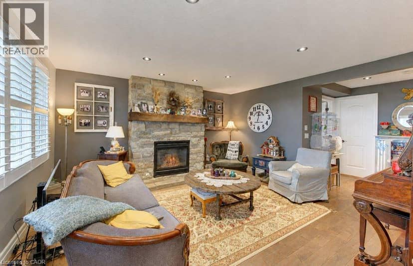 1529 NAFZIGER Road — photo 9 of 40