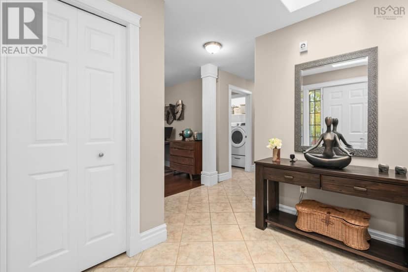 40 Hawkins Drive — photo 13 of 40