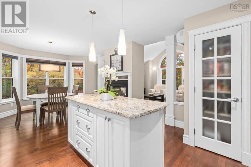 40 Hawkins Drive — photo 21 of 40